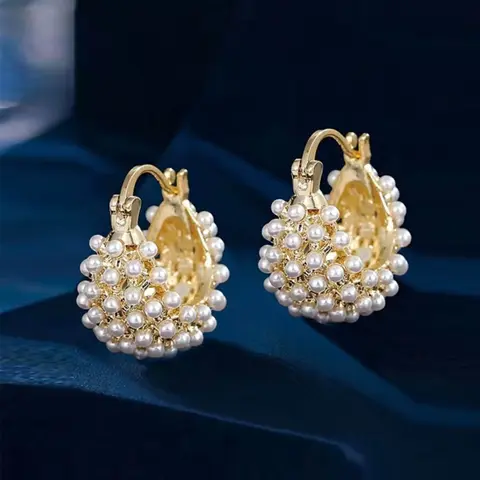 Egant French Vintage Faux Pearl Basket Earrings, Lightweight Chunky Hoops, Vintage Statement Earrings, Ear Accessories, Women's Versatile and Refined Ear Clips, Fashion Earring, Perfect for Any Occasion