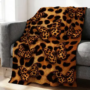 Vintage Leopard Butterfly Art Flannel Blanket, All‑Season Warm Throw Blanket, Suitable for Bed, Couch, Camping, Travel & Office Use, Machine Washable Lightweight Blanket, Unique Wild‑Chic Gift for Teen Girls & Women