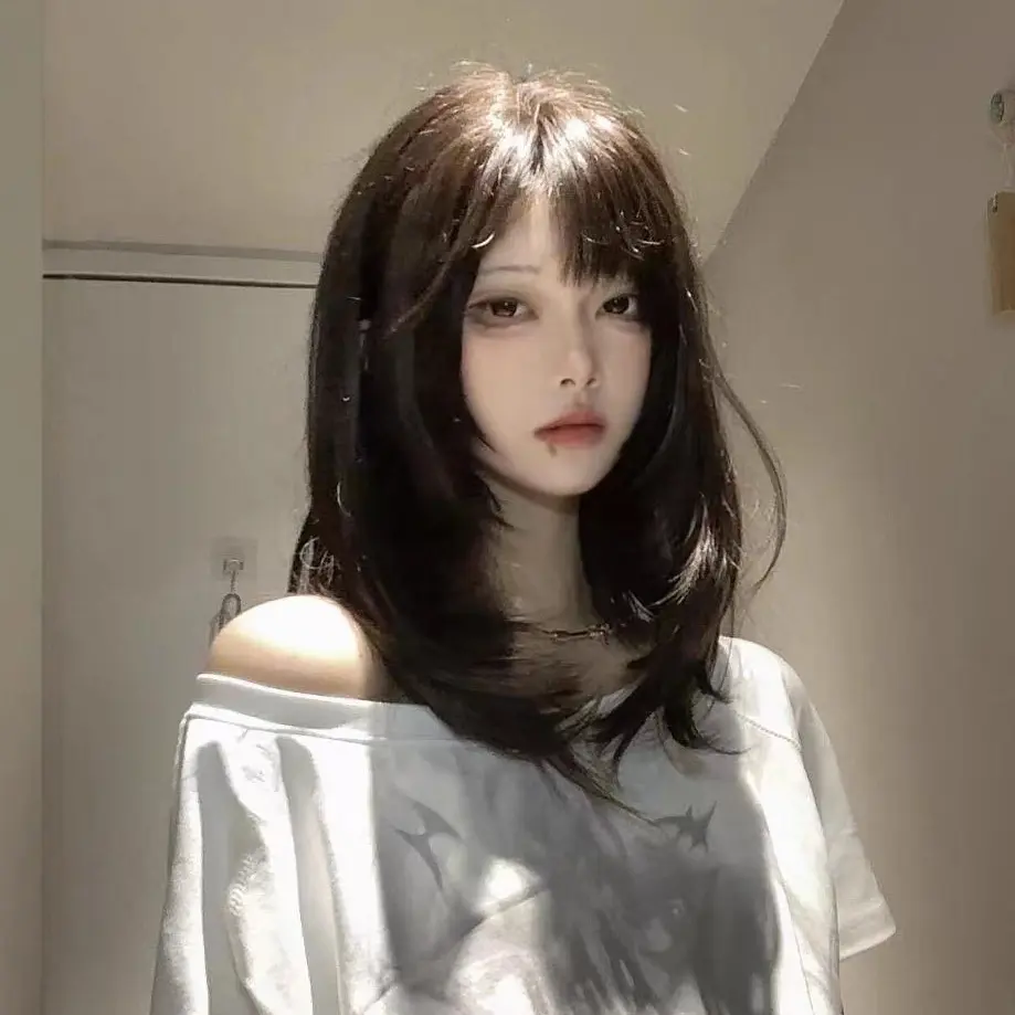 Women's Black-Brown Layered Collarbone-Length Wig – Y2K/Subculture/Japanese JK Style – Short Straight Full-Head Wig