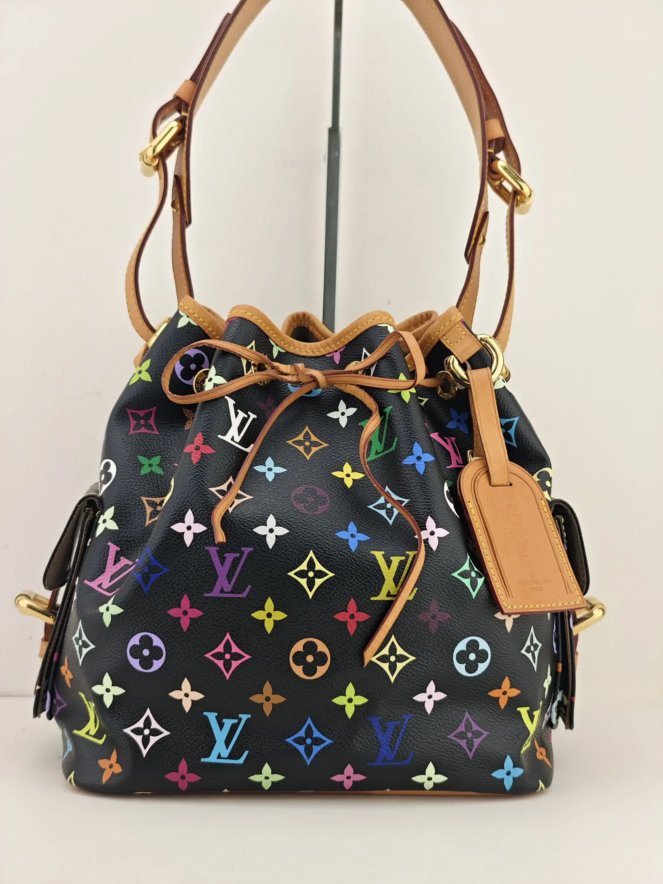 Pre-owned Monogram Multicolore canvas with natural cowhide trim Shoulder bags Louis Vuitton Black Monogram Multicolore Petit Noe Bag【CA2190】