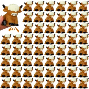 Squeaky Highland Cow Figurine 30/60pcs Rubber Mini Cow Statues Waterproof Highland Cow Ornaments Bath Float Toy Cute Little Cow Decor for Summer Pools Fountains Gardens Lawns Potted Plants Birthday Party Supplies