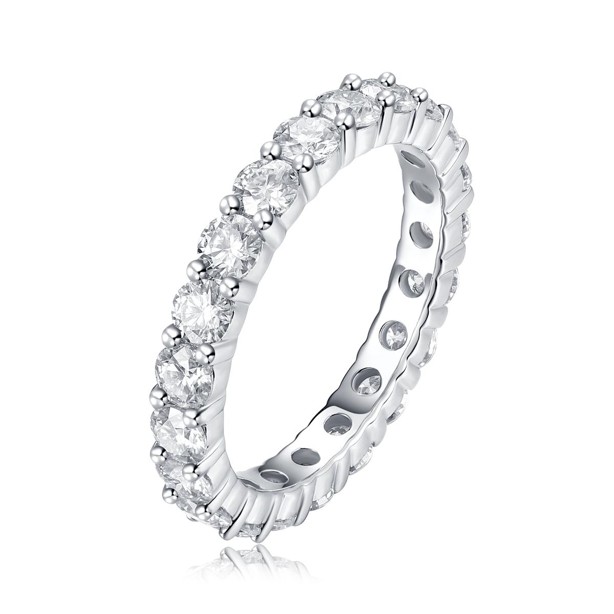 Exquisitely set with round moissanite diamonds, 925 sterling silver plated with gold, resistant to fading and hypoallergenic, suitable for everyday wear, layering, engagements, and dates. rings