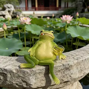 Resin Frog Figurine Wine Lover Decoration, Humorous Relax Style, Smoking & High-Heeled Glass Detail, Desktop/garden Decor for Home/outdoor Use