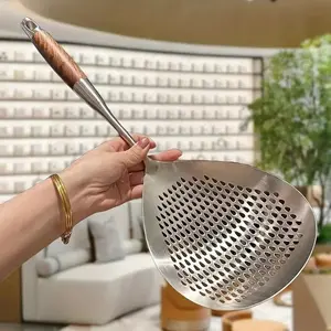 Stainless Steel Large Ladle, Wooden Handle, Durable Kitchen Tool for Cooking and Baking, Food Egg Noodle Dumpling Strainer, Kitchen Filter Utensil