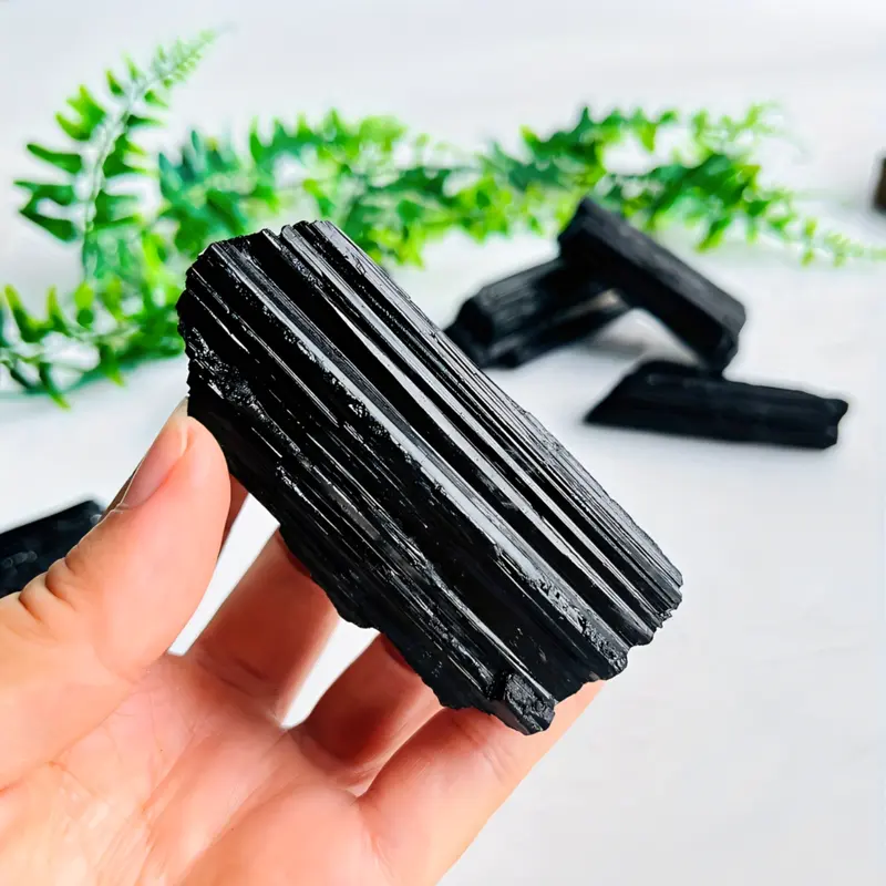 Natural Black Tourmaline Raw Stone, Irregular Crystal Mineral Specimen, Energy & Healing Crystal, Balance Chakra Gift, Home Table Reiki Decor, Natural Crystal Decoration