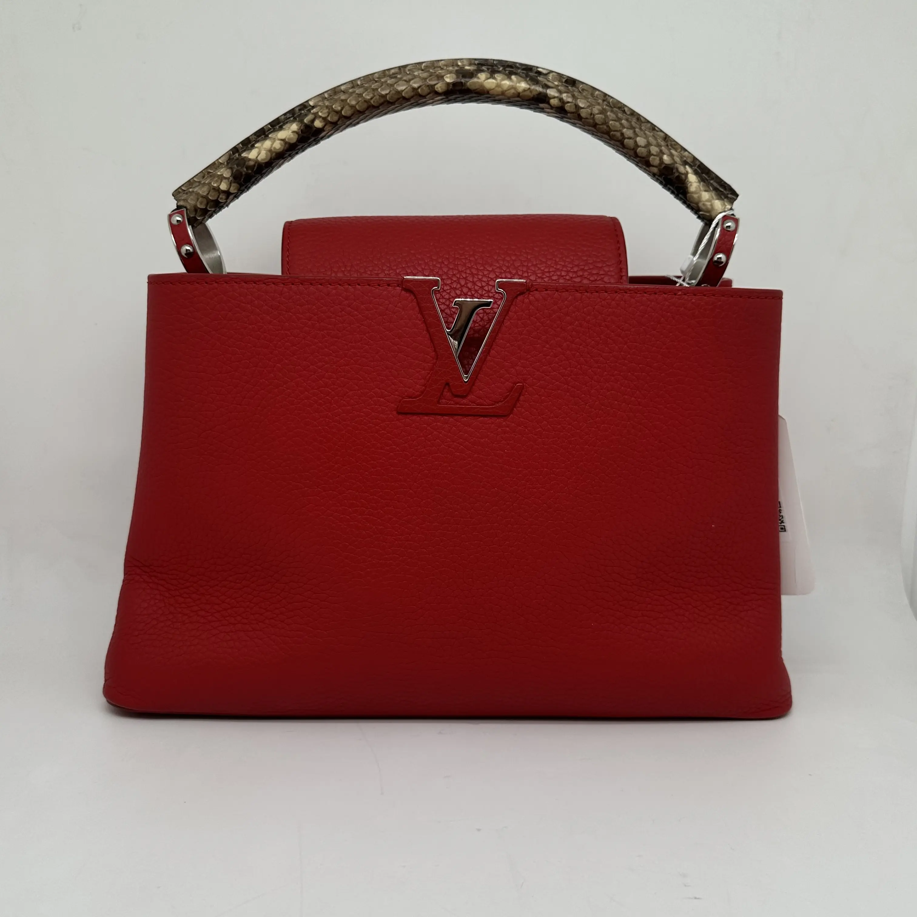 Pre-owned Louis Vuitton Capucines MM handbag