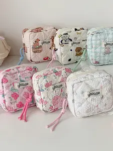 Fashionable Girl Floral Sanitary Towel Storage Bag, Portable Square Small Makeup Bag, Student Cotton Pad Case, Cute Design, Zipper Pouches