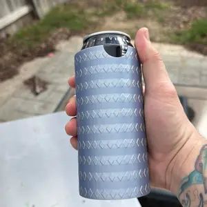 Magnetic can holder