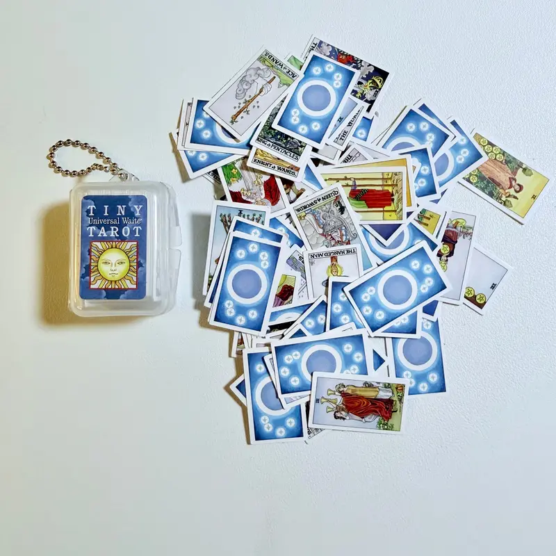 Tarot - Tiny Universal Waite Tarot Cards - Keychain