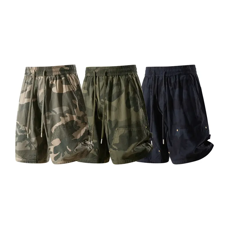 Men’s summer high-street distressed camouflage shorts, mid-thigh length, elastic waistband with drawstring, studded pockets, cargo wide-leg design