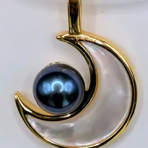 Elegant Gold Tone Crescent Moon Pendant with Dark Pearl Centerpiece for Women's Jewelry