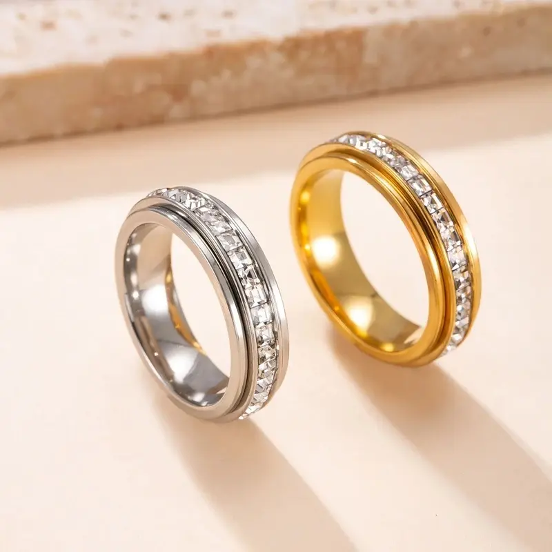 Women's Anxiety Ring Titanium Steel Spinner Fidget Ring with Cubic Zirconia for Anxiety Relief, Wedding Promise Lucky Ring, Titanium Steel Spinner, Cubic Zirconia Eternity Band for Women and Men, Fidget Ring, Size 5-10 Rotatable Anxiety Relief Ring, Fashi