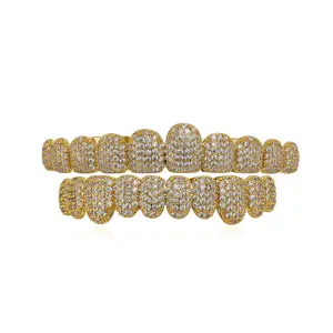 Gold Plated Iced Out Grillz Set, Full Top & Bottom Teeth Grills, Hip Hop Style, Micro Paved Cubic Zirconia, Adjustable, Bling Bling, Ideal for Rapper, Parties & Halloween