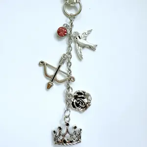 Shield of Sparrows Inspired Kindle Charm: Fantasy Reader Accessory