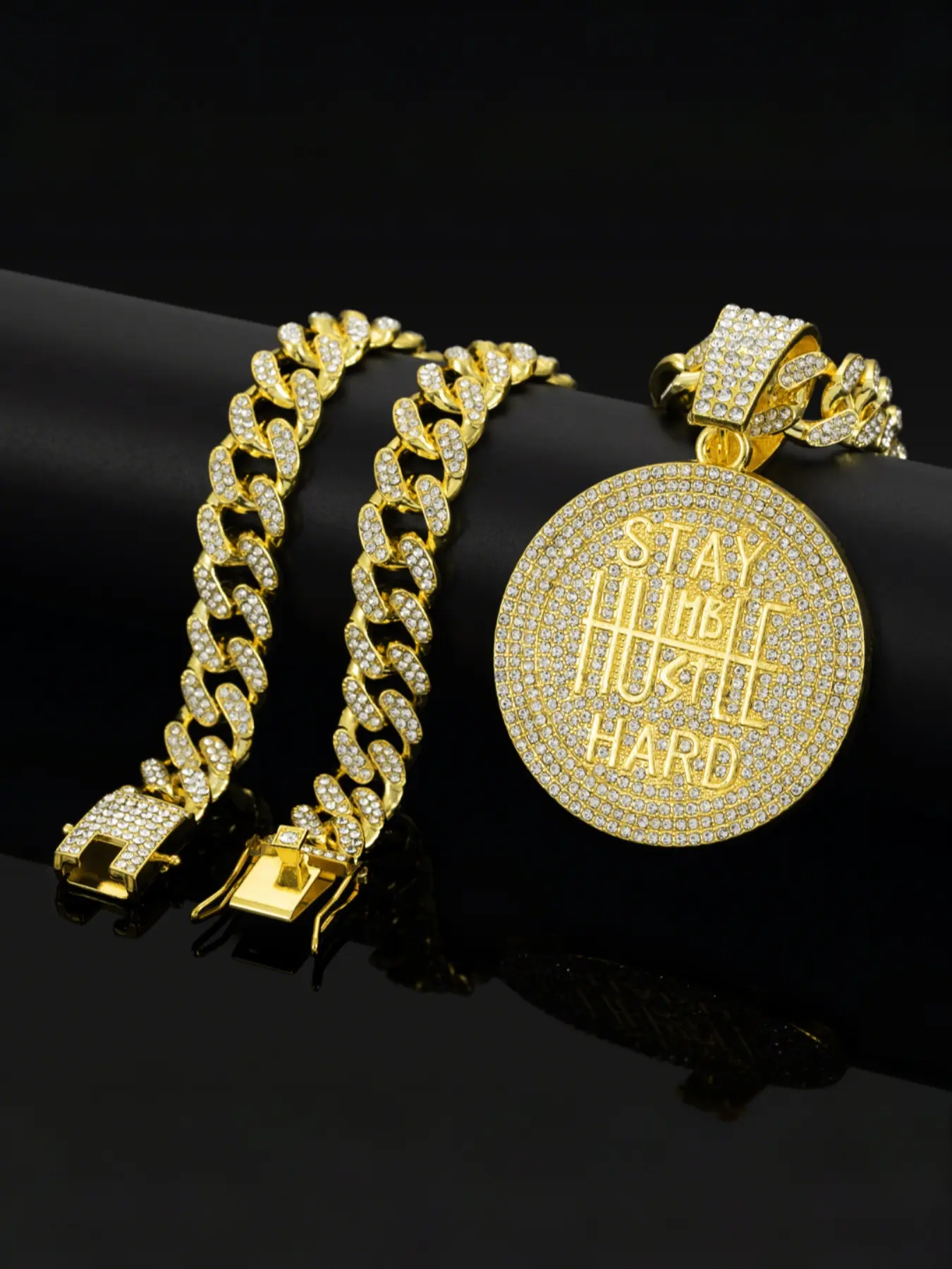 Hiphop Style Letter Pendant Necklace, Alloy Chain with Rhinestones, Zircon Necklace, Street Fashion Jewelry for Casual Wear, Trendy Hip Hop Accessories