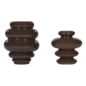 Alice Lane Ribbed Glass Vase – Modern Sculptural Decorative Vase for Flowers, Textured Curved Accent for Shelf, Table & Home Decor – Cocoa