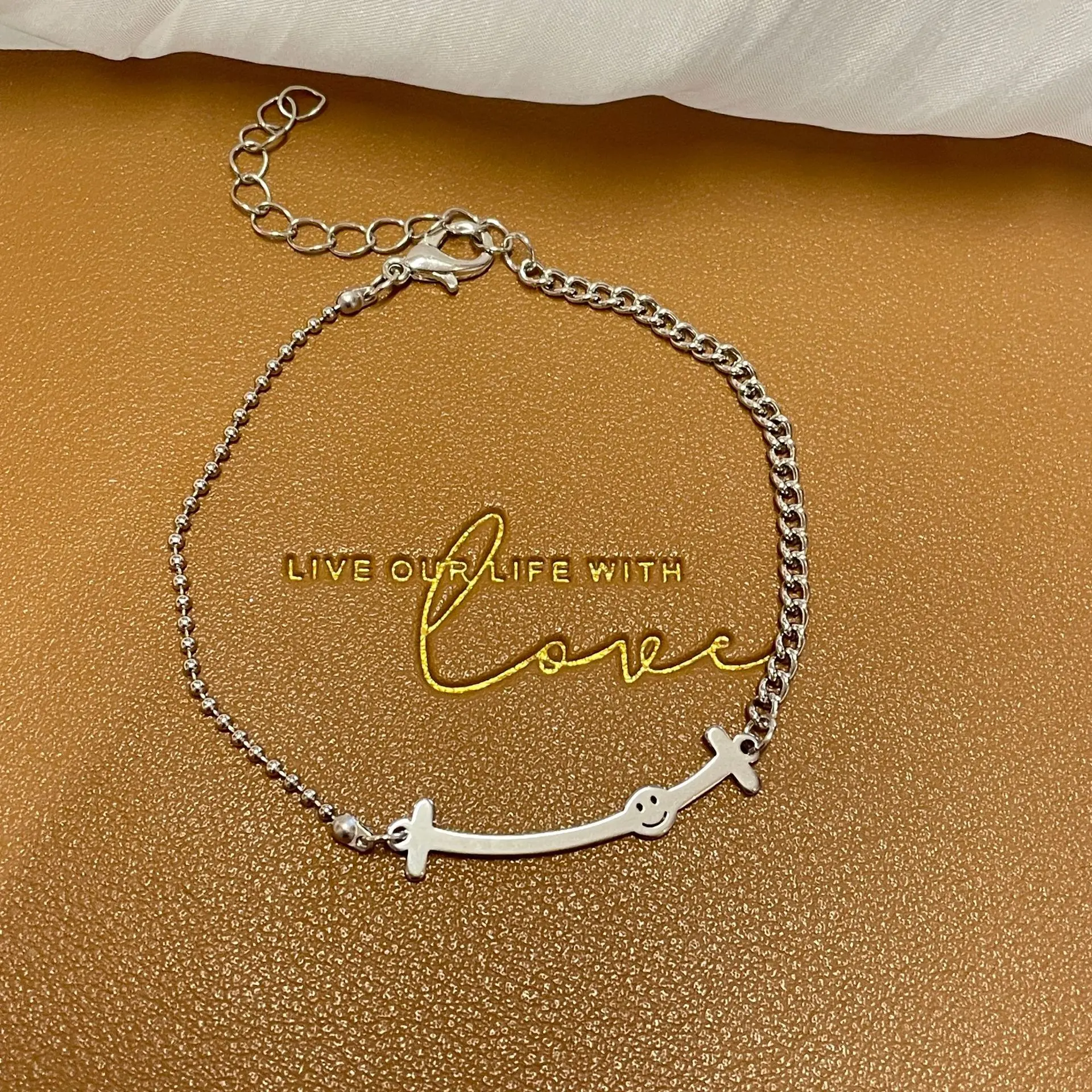 2105 # Devil's Smiling Face