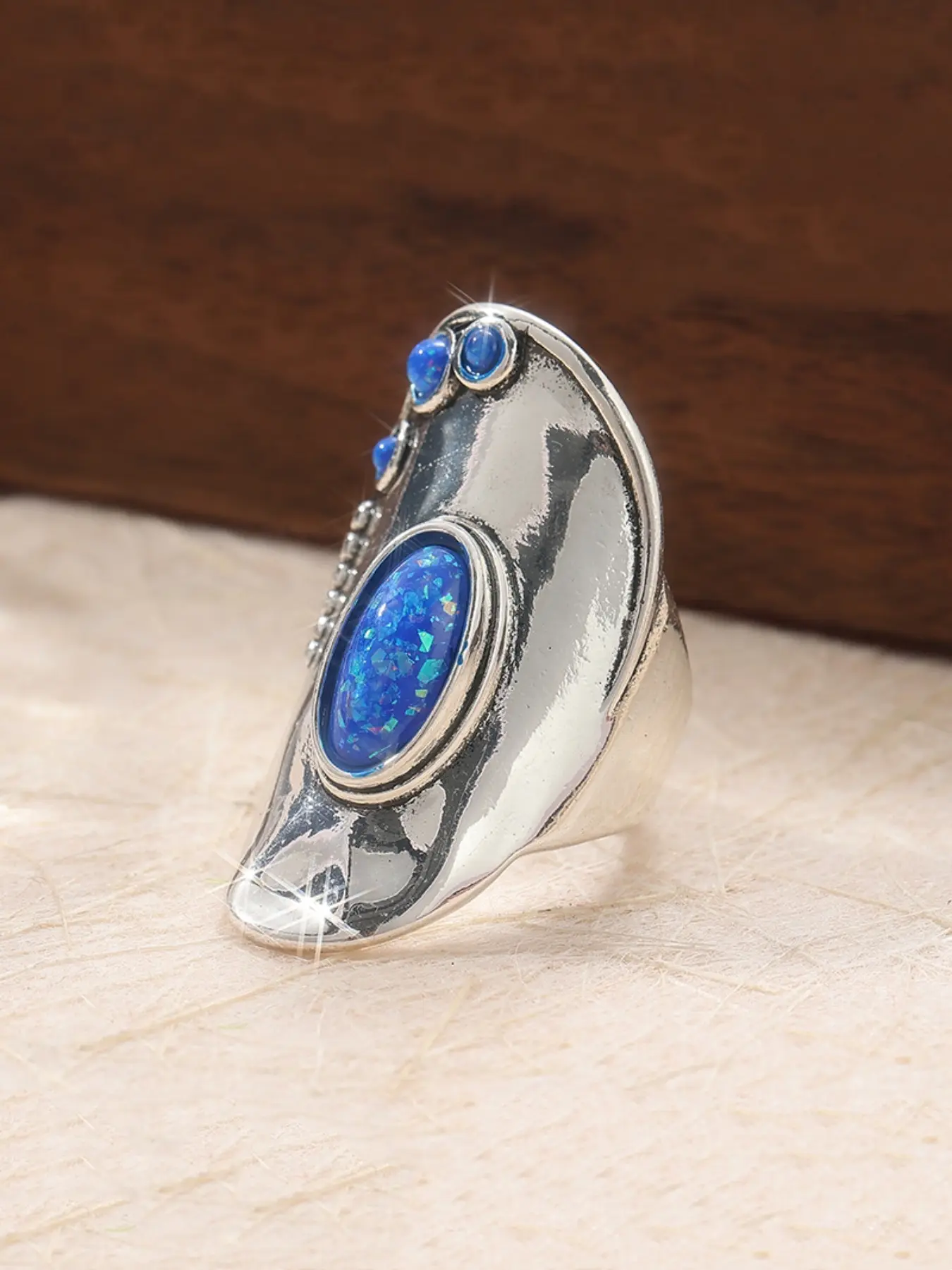 1Pcs Retro Elegant Copper Ring, A Hand-synthesized Blue Egg Resin Ring, A Synthetic Blue Egg Resin Ring, A Gift for Mom