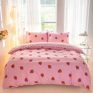 3pcs Strawberry Bedding Set (1 Duvet Cover + 2 Pillowcases), Soft Lightweight Design, Ideal Gift for All Seasons