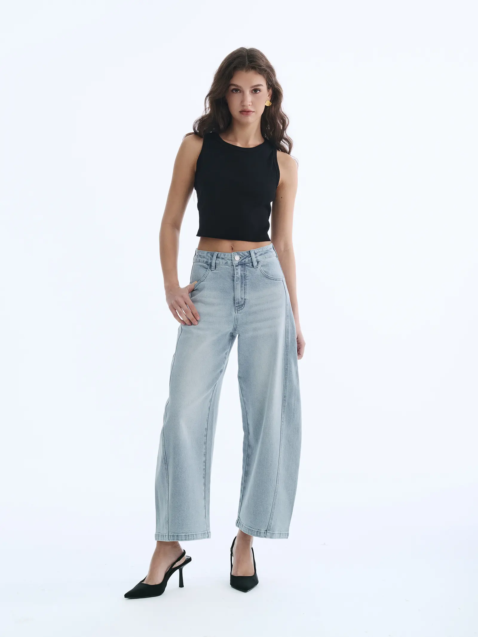 Sgivl Women's High Waisted Barrel Jeans, Sculpting Curved Leg Denim, Trendy Horseshoe Fit for Effortless Street Style, Versatile for All Seasons