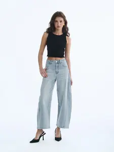 Sgivl Women's High Waisted Barrel Jeans, Sculpting Curved Leg Denim, Trendy Horseshoe Fit for Effortless Street Style, Versatile for All Seasons