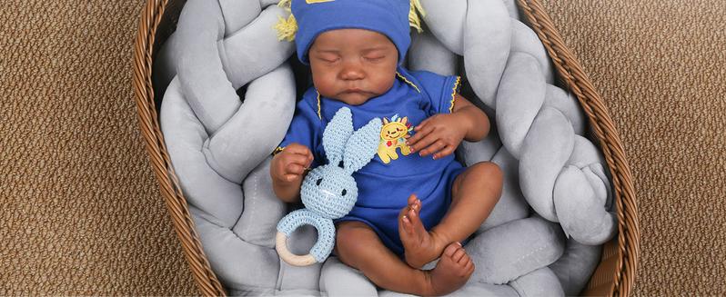 [WOOROY] Reborn Baby Doll - Birthday & Christmas Gift, 18 In African American Skin Doll, Black and Brown Skin, Soft Cloth Body & Hand-painted Hair, Gifts for Kids 3+