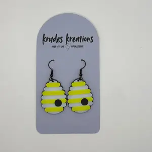 ✨ Beehive Dangle Earrings