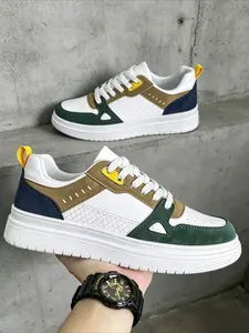 The niche, design-savvy green dissolved sole in 2026 is the soul of summer outfits, a soft-soled, foot-friendly, versatile and casual canvas shoe.