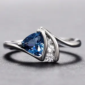 Noble Women's Blue Cubic Zirconia High Quality Silver Color Band Wedding Rings Anniversary Gift Evening Party Hot Jewelry