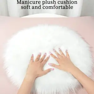 Round photo prop for nail art