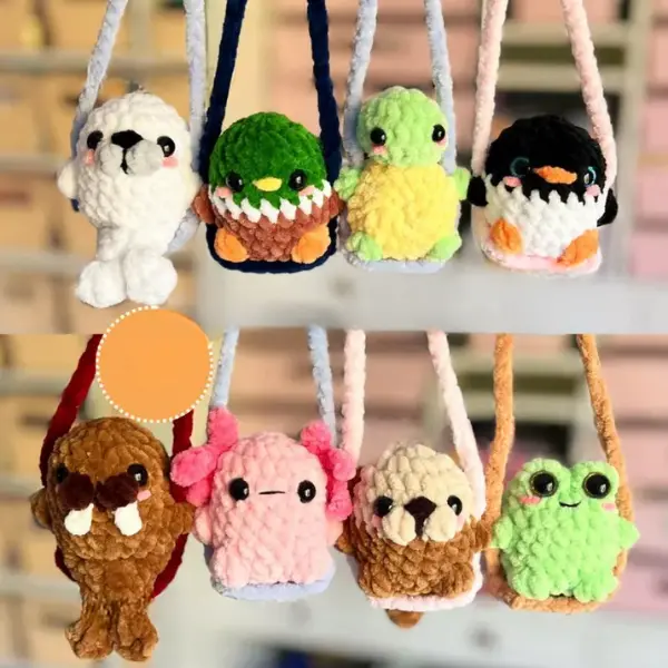 Cute Crochet: Animals on Swing - Water Pack, Cute Crochet (Handmade goods will be made by hand so the production time will be a little longer)