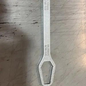 Universal Car Torx Wrench,8-24mm Self-tightening Wrench,Double-head Torx Spanner,Non-Slip Multi-function Wrench for Most Nuts & Bolts Repair,Professional Car Assembly & Disassembly Tool.