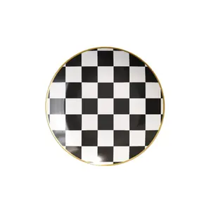 6 In. Checkerboard Plastic Plates | 10 Count