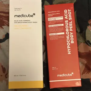 Product Review of [NEW] [medicube] Smooth & Clear Body Care Set | Hypochlorous Acid Body Peel Shot, Kojic Acid Turmeric Body Wash, Toner Pad, Toner, Mist | Exfoliating for Dead Skin Cells & Excess Sebum & Clearing for After Spots, Texture & Uneven Skin Tone | K-Beauty from A**a