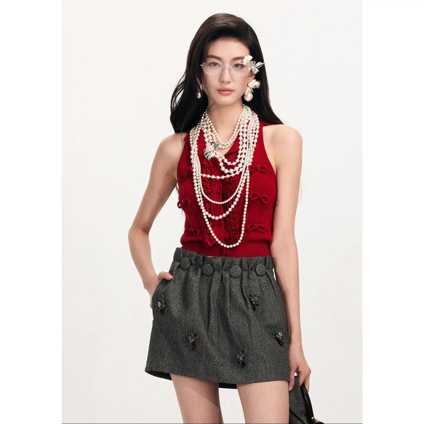 FAME Red sleeveless bow beaded knitted vest - ANASTASIA.