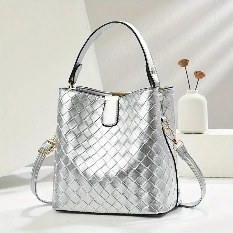 Silver Metallic Woven Bucket Bag, Retro Fashion Crossbody Handbag for Women with Adjustable Strap