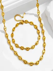 1pc Coffee Bean Shaped Pendant Necklace With Stainless Gold Plating