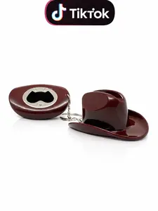Cowboy Hat Bottle Opener Keychain Western Style Metal Cap Opener with Key Ring Portable for Men Beer Lovers Bar Party Favors Rustic Design Stainless Steel