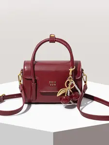 Vintage light luxury exquisite handbag with flip design, cherry and pearl pendant decoration design, can accommodate mobile phones, lipstick, suitable for dates, parties, commuting, Flap Crossbody Purse, Hand shoulder bag, Flap Square Bag