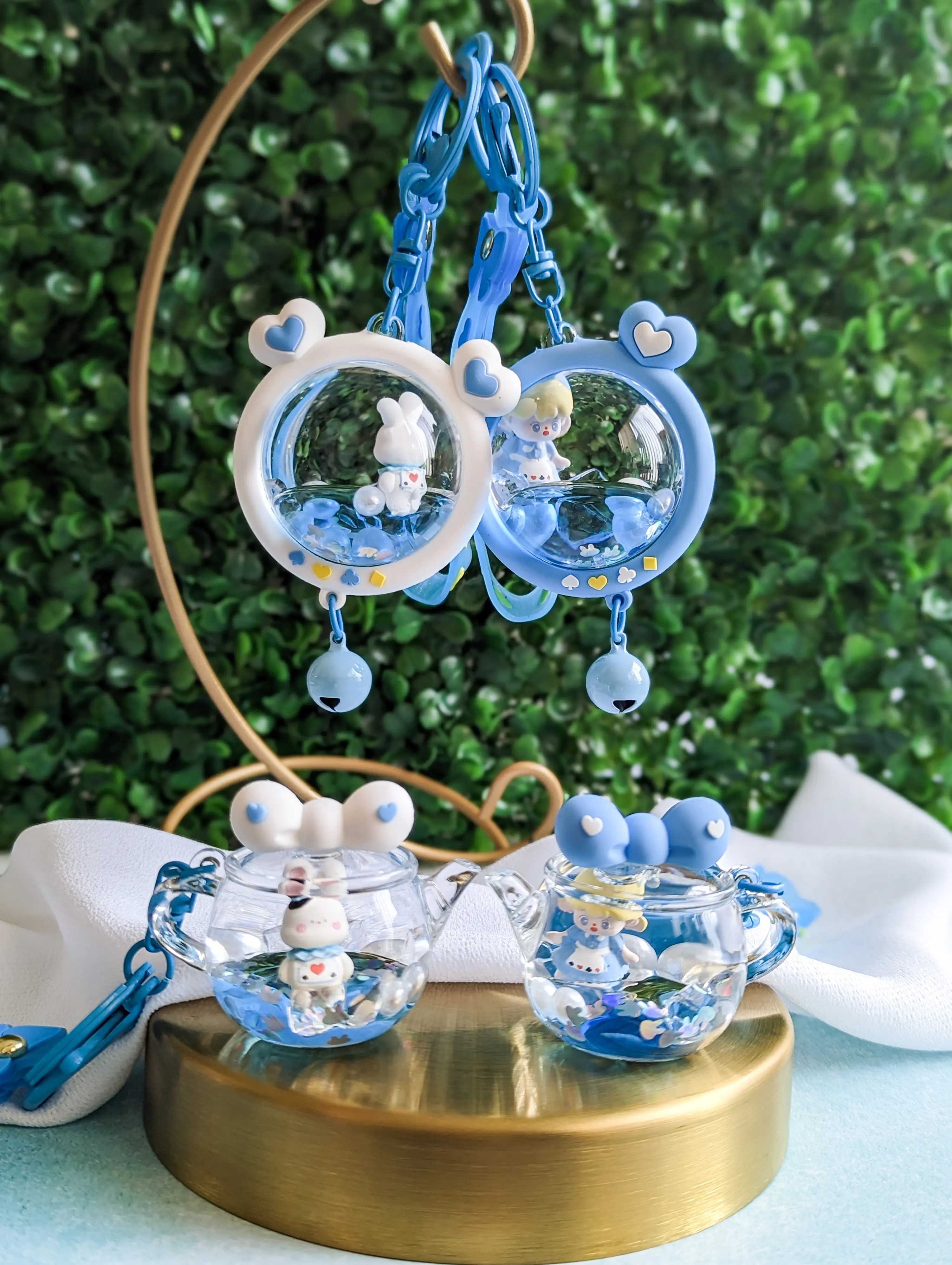Fairy Tale Liquid--=%2=- Keychain=%2=-- Alice in Wonderland Shaker Bag Charm Toy--=%2=- Cute=%2=-- Rabbit Fidget Accessory Kawaii Spade Heart Club Diamond Cards--=%2=- cute=%2=----=%2=- keychain=%2=-- cute keychain