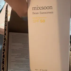 Product Review of [mixsoon Official Store] Bean Sunscreen Duo SPF50 PA+++ (50ml × 2) | Lightweight Hydrating Korean Sunscreen, No White Cast, Daily UV Defense from a**@