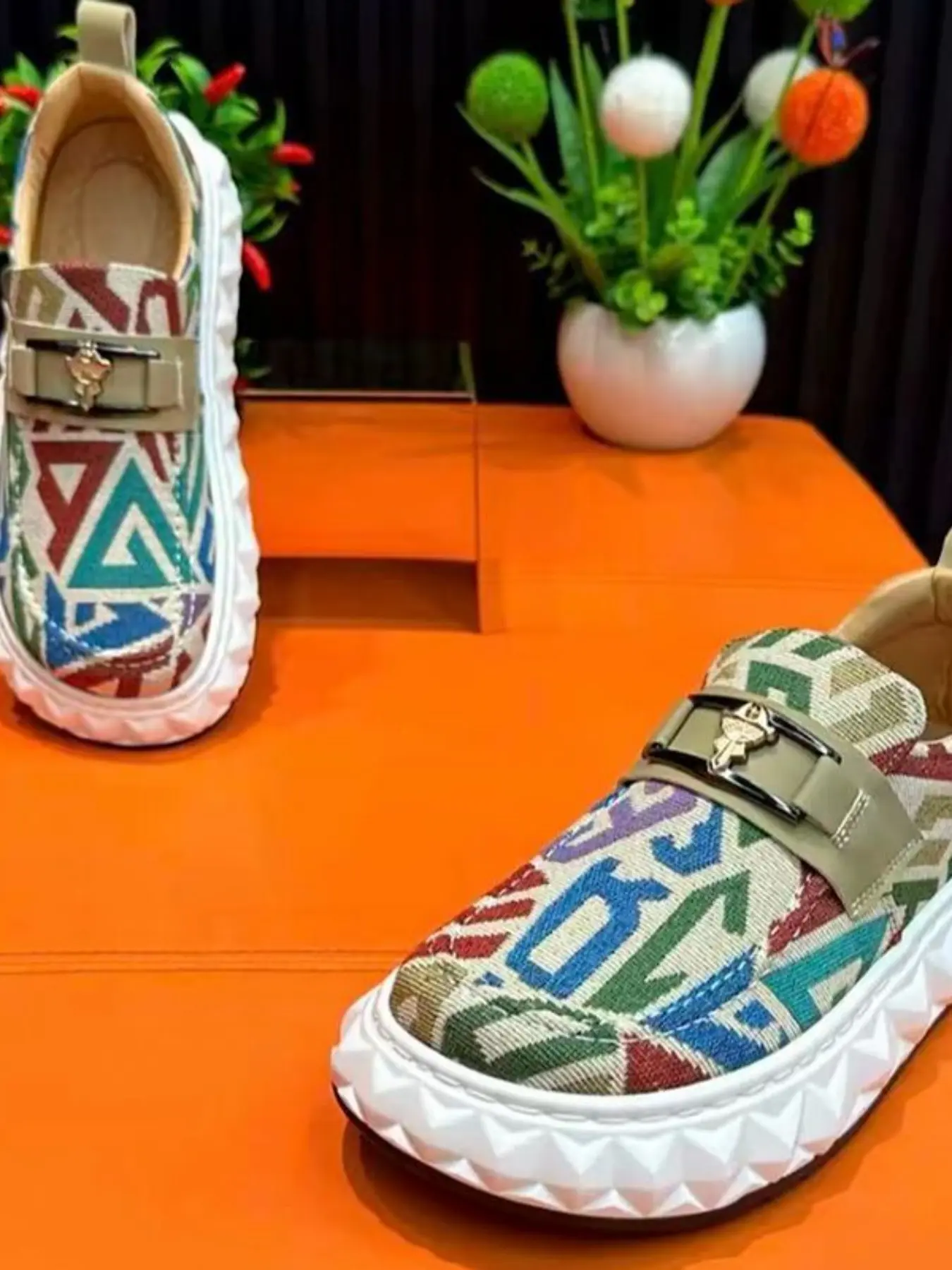 2026 Spring Summer New Style Oxford Shoes, Geometric Jacquard Fabric, Metal Medusa Decoration, Slip-On Lazy Shoes, Thick Sole Casual Leather Shoes