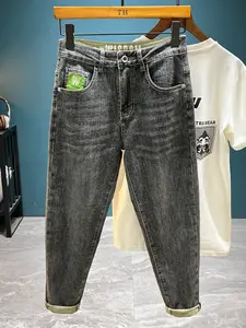 Men's High Street Vintage Wash Denim Jeans, Trendy Patched Label, Slim Fit Elastic Comfort Fabric, Casual All-Match Long Pants