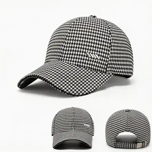 2-Pack Classic plaid metal studded diamond baseball cap, Thousand Bird plaid duckbill cap, fashionable retro trend casual versatile classic simple plaid casual cap, daily wear cap, sun protection hat suitable for all seasons