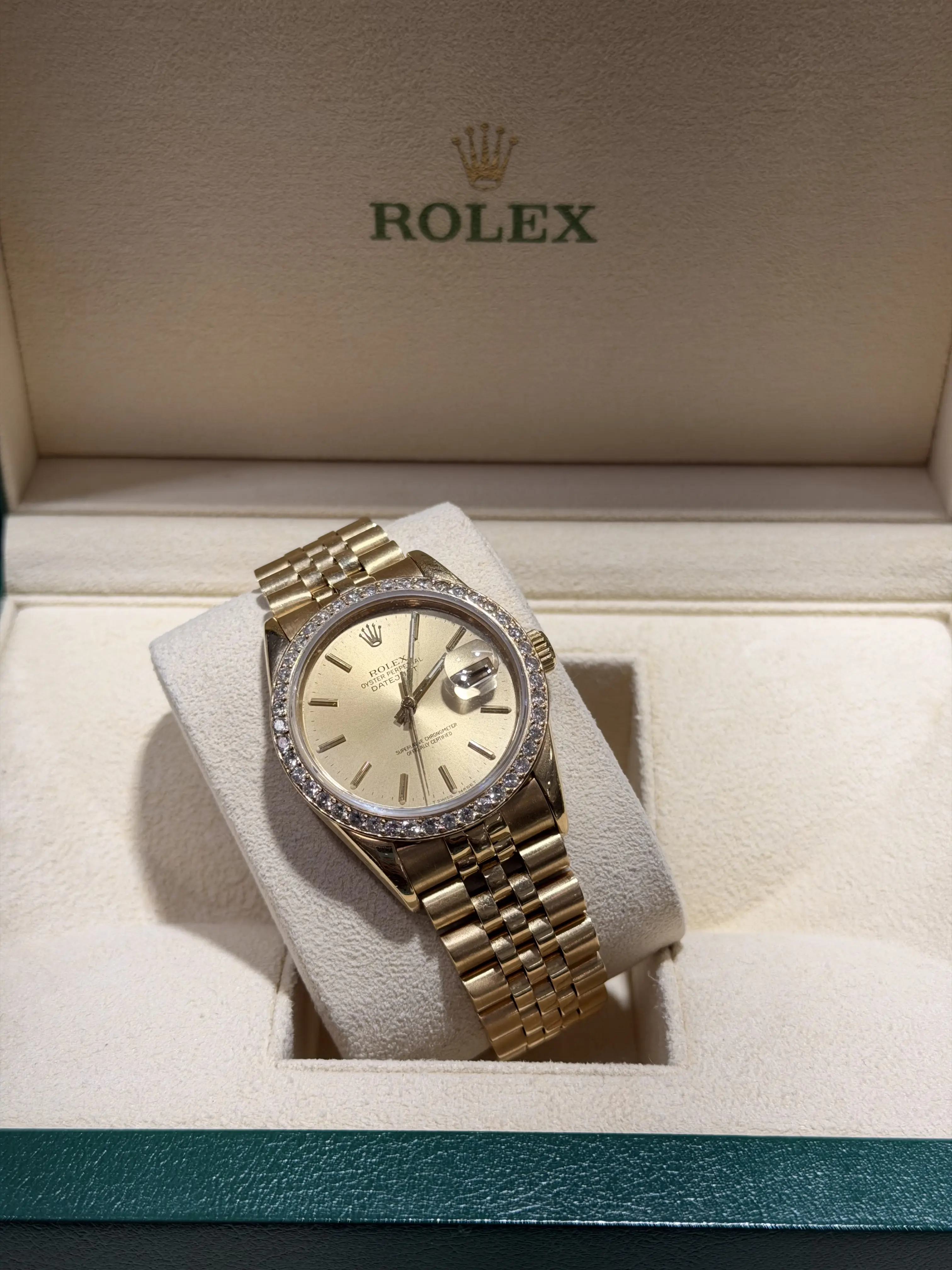 Rolex Datejust 36 mm Champagne Index Dial Diamond Bezel 18K Yellow Gold Watch