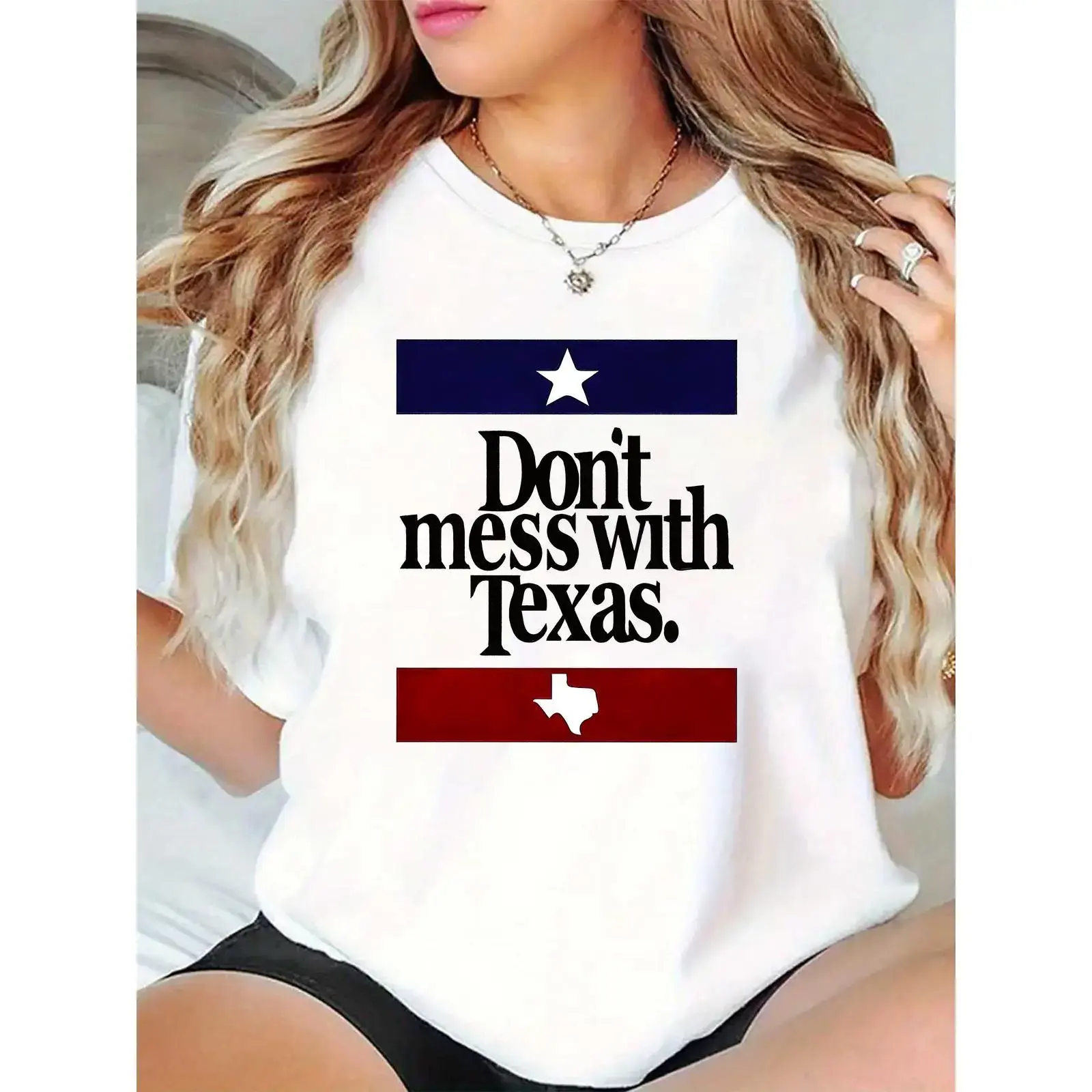 Womens White Graphic T-Shirt with Texas Flag-Inspired Blue/Red Bands, Dont Mess with Texas Slogan, Lone Star & State Outline – Casual Daily Wear for Texas Pride, Festivals, or Everyday Style
