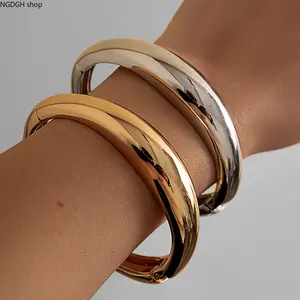 European and American cross-border jewelry niche trend design sense geometric curved surface exaggerated opening bracelet set Bracelet