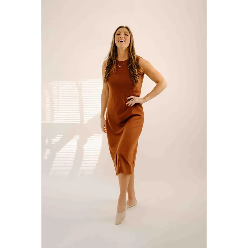 burnt orange maternity dress confident look that celebrates your pregnancy journey beautifully Azazie Yetta