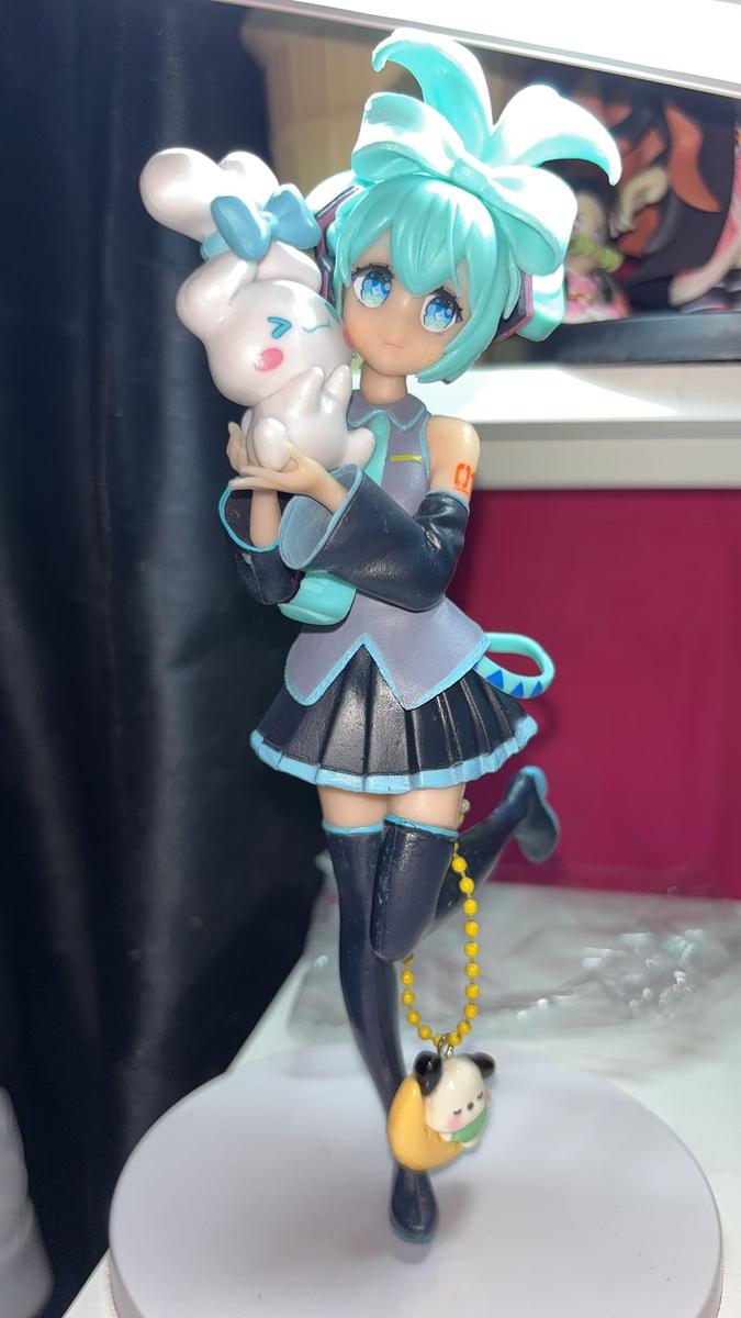 Item: Cinnamon Dog Standing (Self-Packaging)