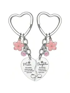 Mother Daughter Heart Matching Keyring Keychain Set, 2 Pcs Gift for Moms, Perfect Mothers Day Present From Daughters, Unique Jewelry Accessory